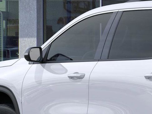 New 2026 Chevrolet Traverse LT image 12