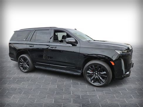 Used 2023 Cadillac Escalade Sport image 3