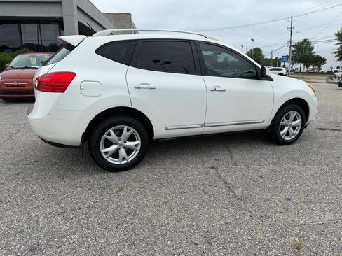 Used 2011 Nissan Rogue SV FWD image 23