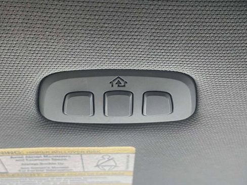 Certified 2023 Ford F250 Lariat w/ Black Appearance Package image 34