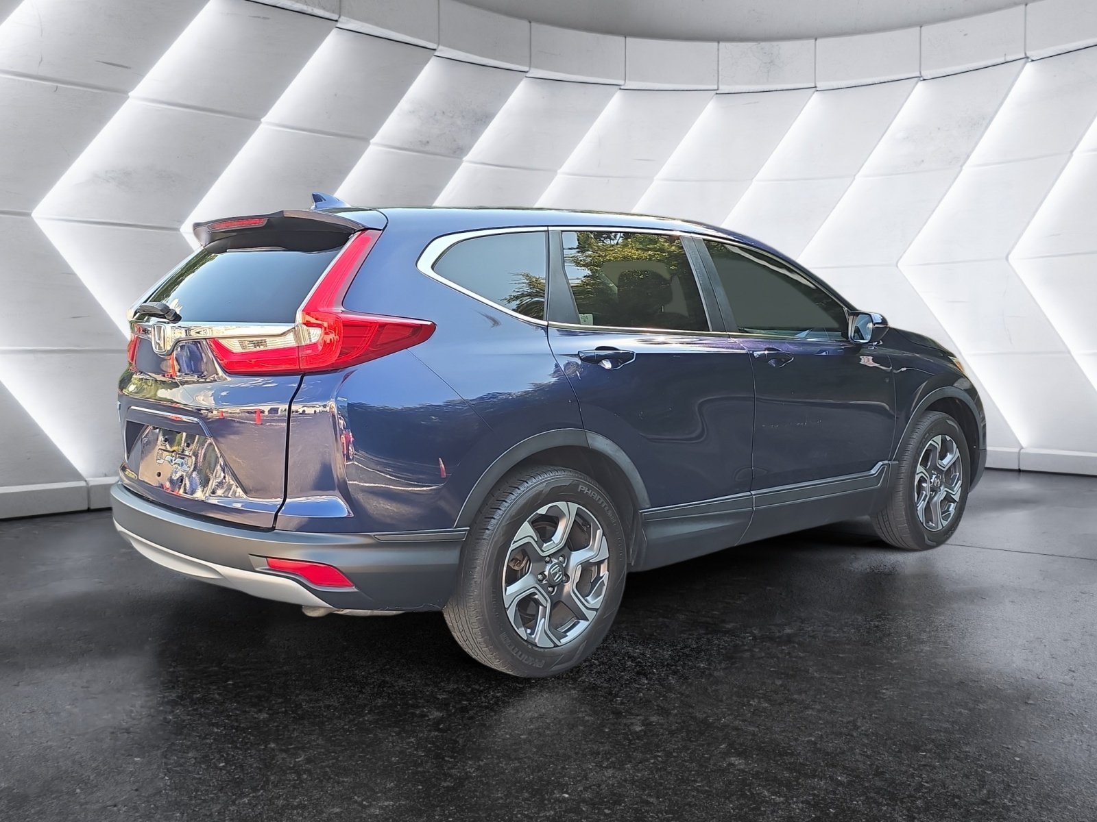 Used 2019 Honda CR-V EX image 5