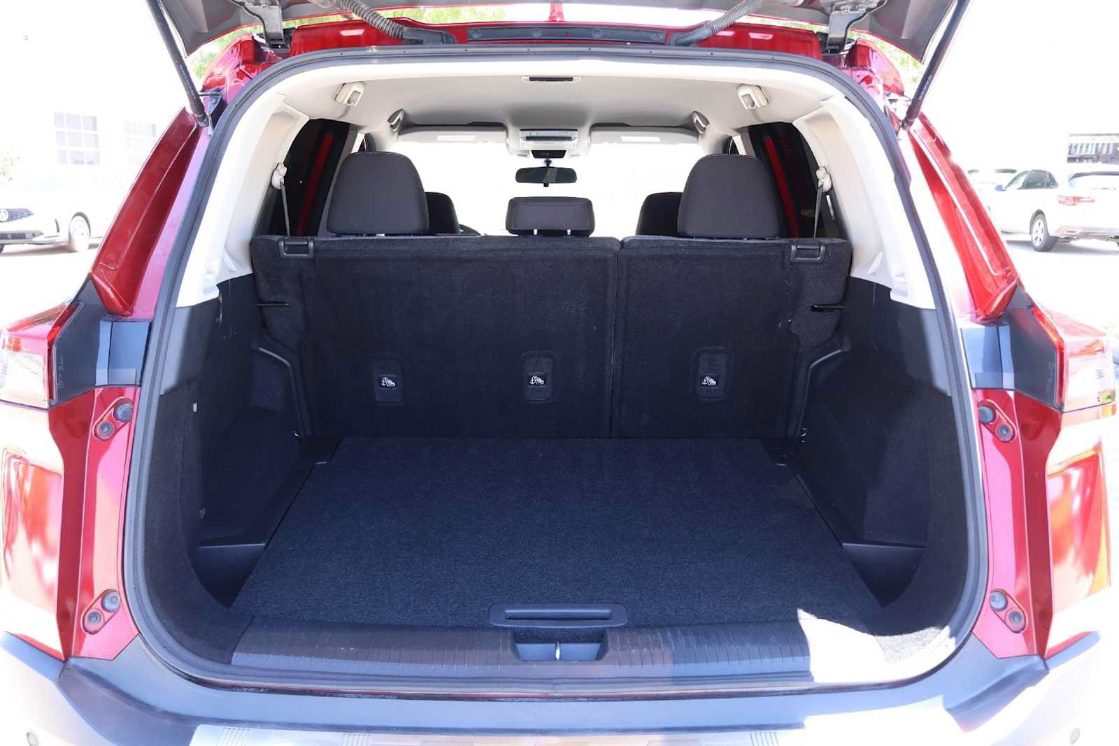 Used 2021 Nissan Rogue SV FWD image 19