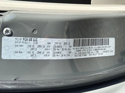 Used 2020 Chrysler Pacifica Touring-L Plus w/ Tire & Wheel Group image 30