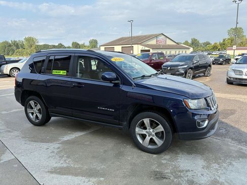 Used 2016 Jeep Compass High Altitude FWD image 4