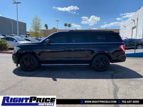 Used 2021 Ford Expedition Max XLT image 2