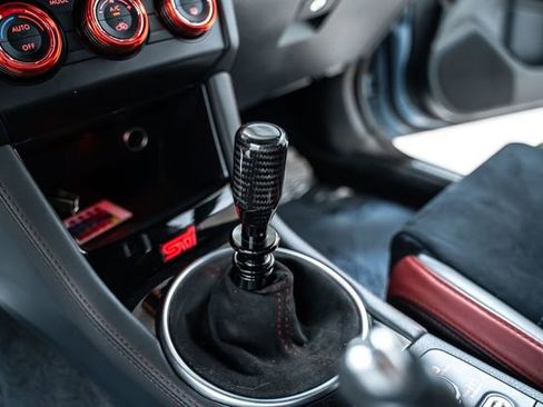 Used 2019 Subaru WRX STI w/ Series.gray image 28