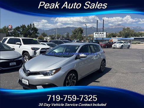 Used 2017 Toyota Corolla iM w/ Carpet Mat Package FWD image 3