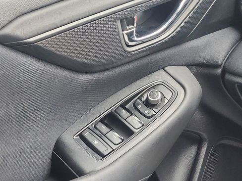 Used 2020 Subaru Outback Premium image 12