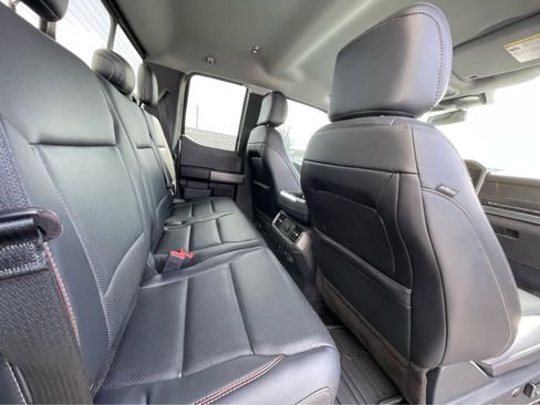 Used 2021 Ford F150 Lariat w/ Max Trailer Tow Package image 23