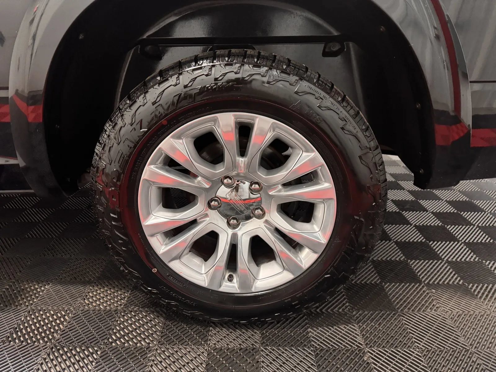 Used 2013 RAM 1500 Laramie Longhorn w/ Convenience Group AWD/4WD image 13