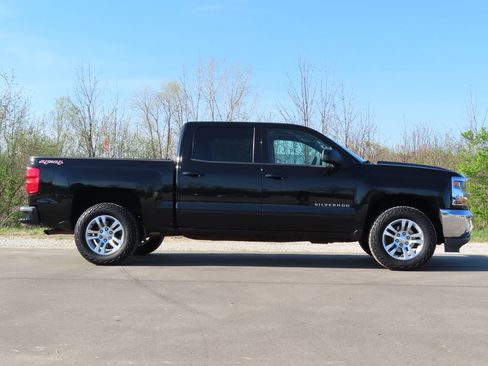 Used 2017 Chevrolet Silverado 1500 LT w/ All Star Edition image 2