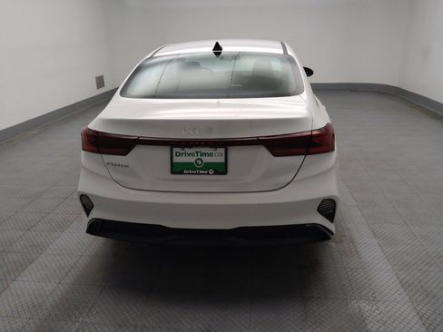 Used 2024 Kia Forte LXS image 7