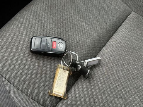 Used 2025 Toyota Camry LE image 22