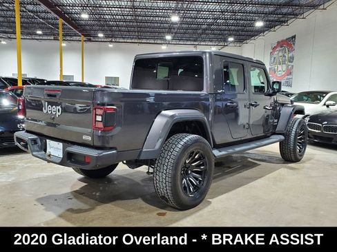 Used 2020 Jeep Gladiator Overland w/ LED Lighting Group AWD/4WD image 9