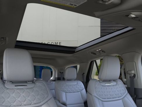 New 2026 Ford Explorer Platinum w/ LUX Leather Package AWD/4WD image 23