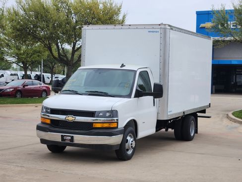 New 2025 Chevrolet Express 3500 w/ Power Convenience Package image 10
