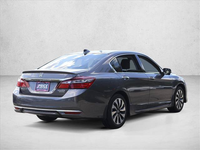 Used 2017 Honda Accord Touring image 5