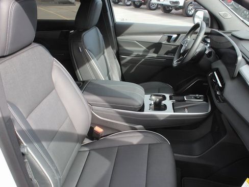 New 2025 Buick Enclave Preferred w/ Super Cruise Package image 25