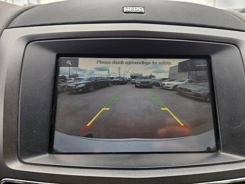 Used 2013 Lincoln MKT AWD image 18