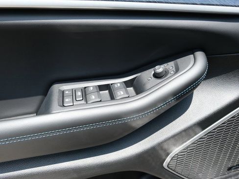 Used 2024 Jeep Grand Cherokee Trailhawk w/ Luxury Tech Group III AWD/4WD image 32