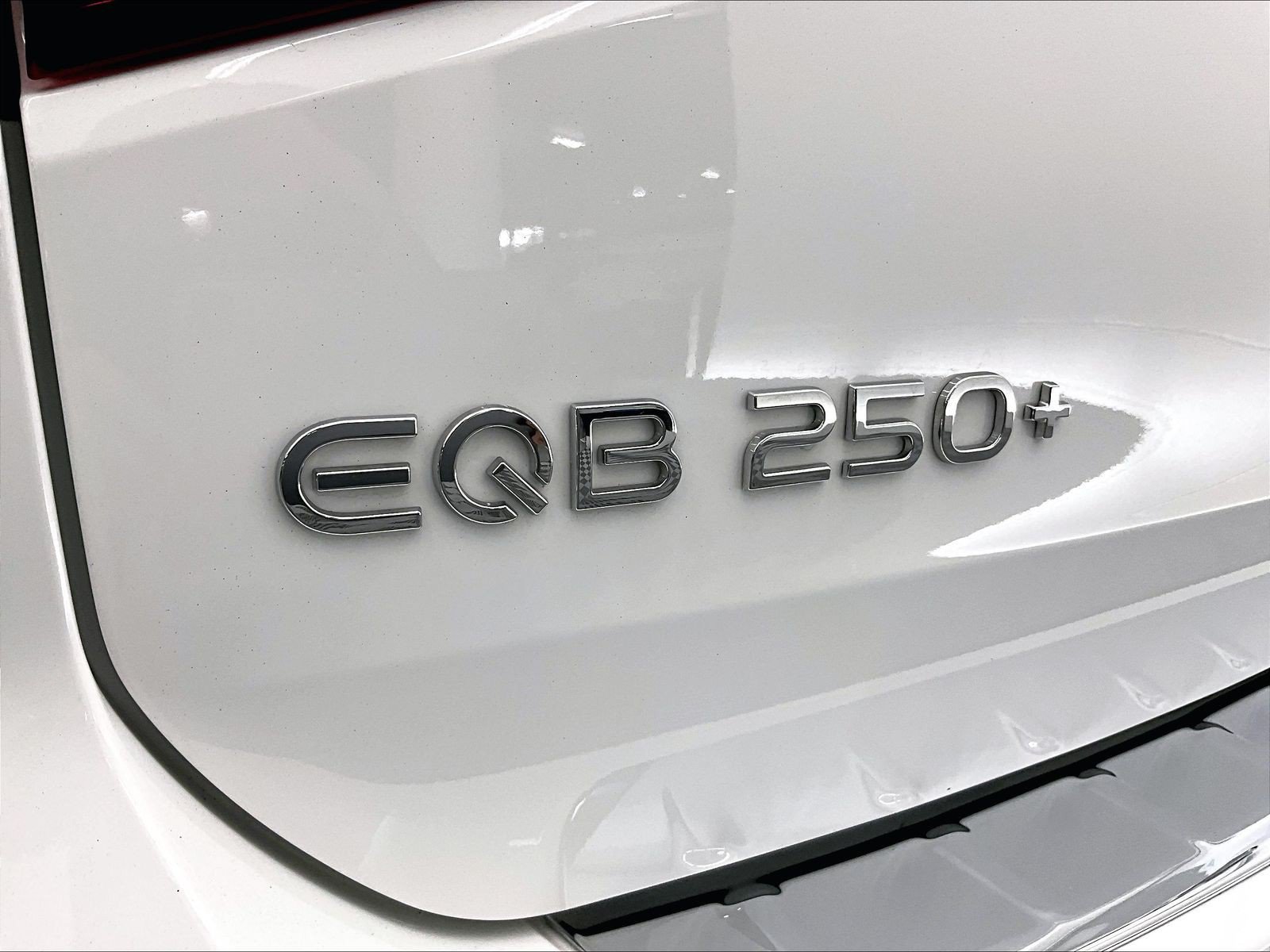 Certified 2024 Mercedes-Benz EQB 250+ image 7