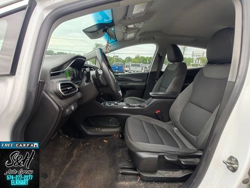 Used 2023 Chevrolet Bolt LT w/ Driver Confidence Package FWD image 19