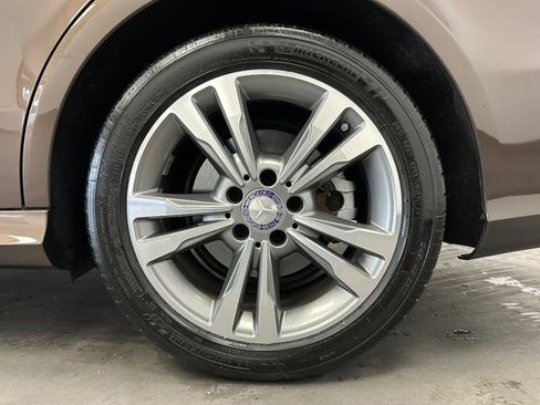 Used 2014 Mercedes-Benz E 350 4MATIC Sedan image 66