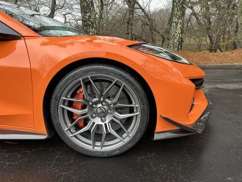 Used 2023 Chevrolet Corvette Z06 w/ Z07 Performance Package image 21
