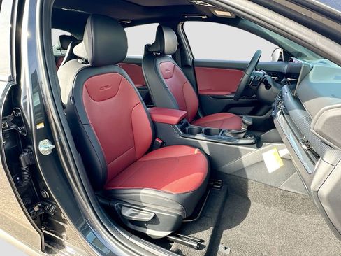 New 2025 Kia K4 GT-Line image 29