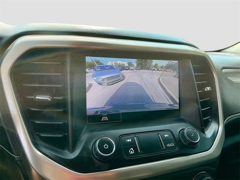 Used 2023 GMC Acadia Denali image 14