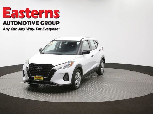 Used 2024 Nissan Kicks S FWD image 54