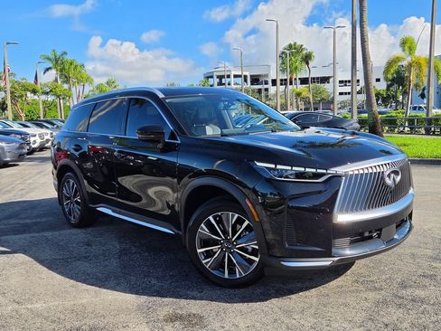 Used 2026 INFINITI QX60 Luxe w/ Cargo Package FWD image 2