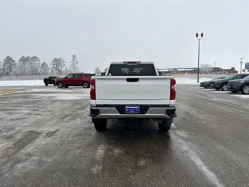Used 2024 Chevrolet Silverado 3500 LT w/ Convenience Package AWD/4WD image 5