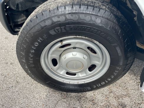 Used 2015 Ford F250 XL w/ Power Equipment Group image 12