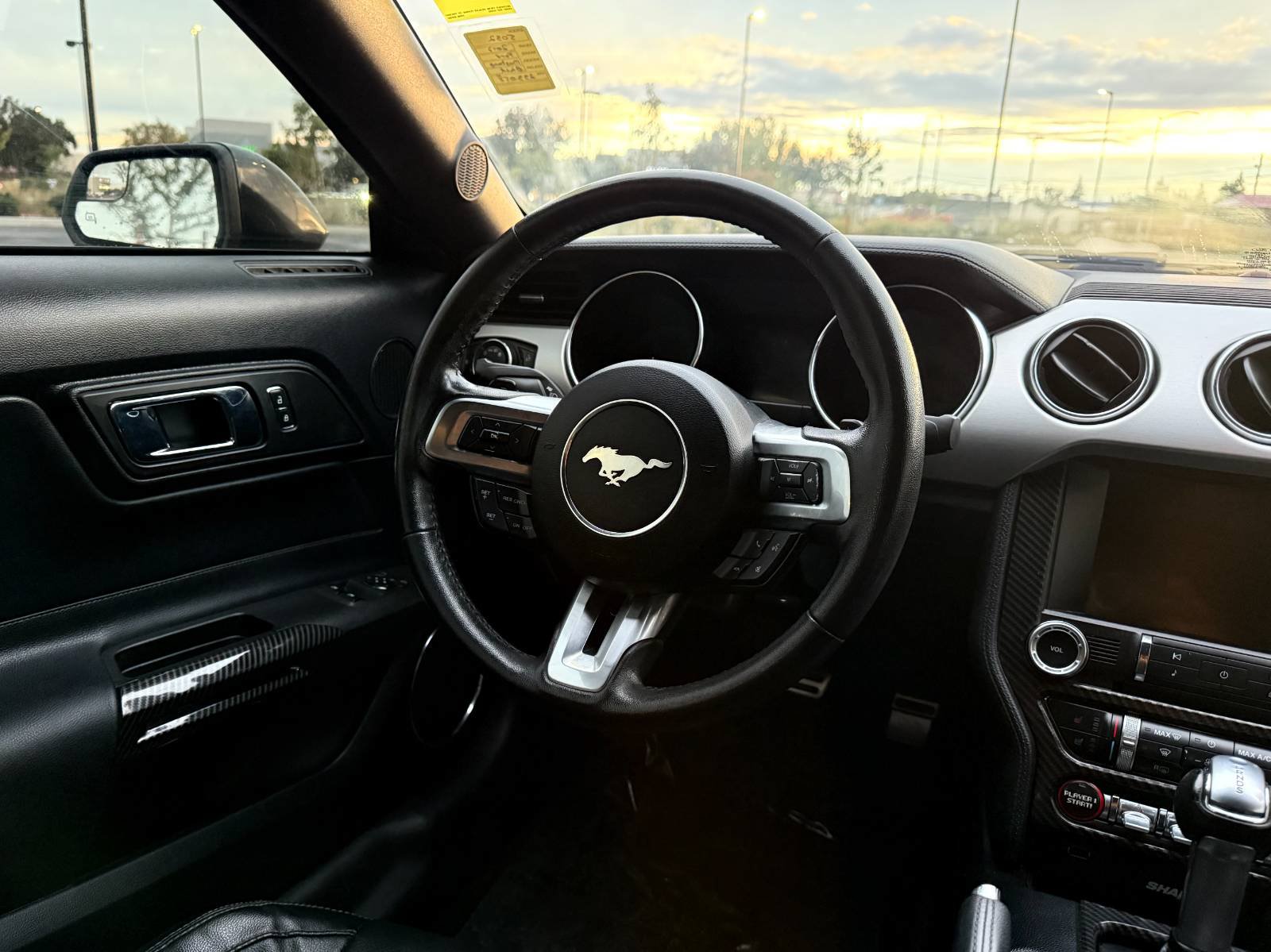 Used 2017 Ford Mustang Premium RWD image 15