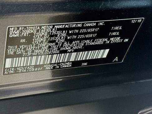 Certified 2020 Toyota RAV4 XLE image 31