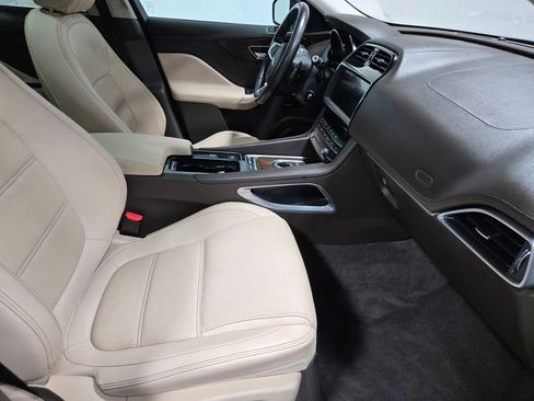 Used 2020 Jaguar F-PACE Prestige image 54