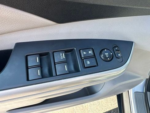 Used 2014 Honda CR-V EX-L image 9