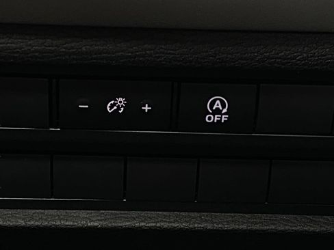 New 2026 Mitsubishi Outlander SE AWD/4WD image 14