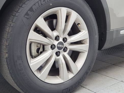 Used 2017 Lincoln MKX Premiere FWD image 31