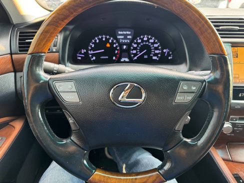 Used 2011 Lexus LS 460 w/ Touring Edition RWD image 16