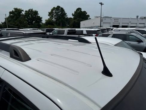 Used 2012 Ford Expedition XLT AWD/4WD image 7