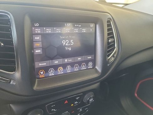 Used 2021 Jeep Compass Trailhawk AWD/4WD image 19