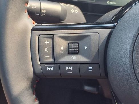 New 2025 Nissan Kicks SR w/ SR Premium Package image 22