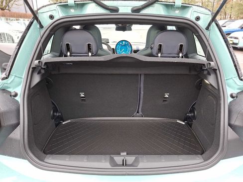 Certified 2025 MINI Cooper S image 26