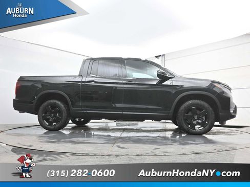 New 2026 Honda Ridgeline Black Edition image 23