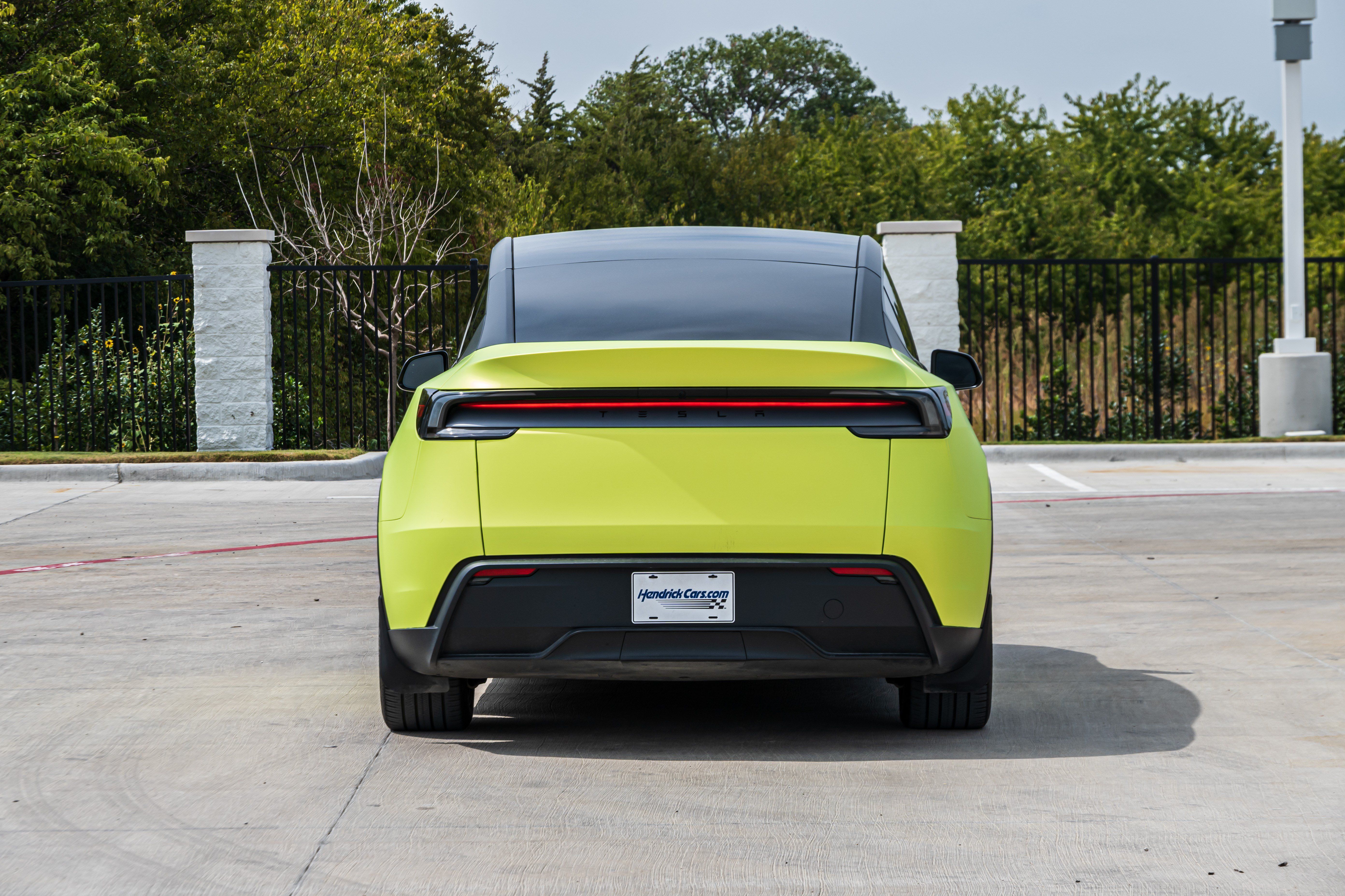 Used 2026 Tesla Model Y Long Range RWD image 7