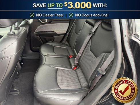 Used 2024 Jeep Compass Latitude AWD/4WD image 21
