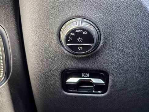 New 2025 Mercedes-Benz GLC 43 AMG 4MATIC image 19