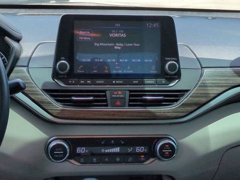Used 2021 Nissan Altima 2.5 SL FWD image 17